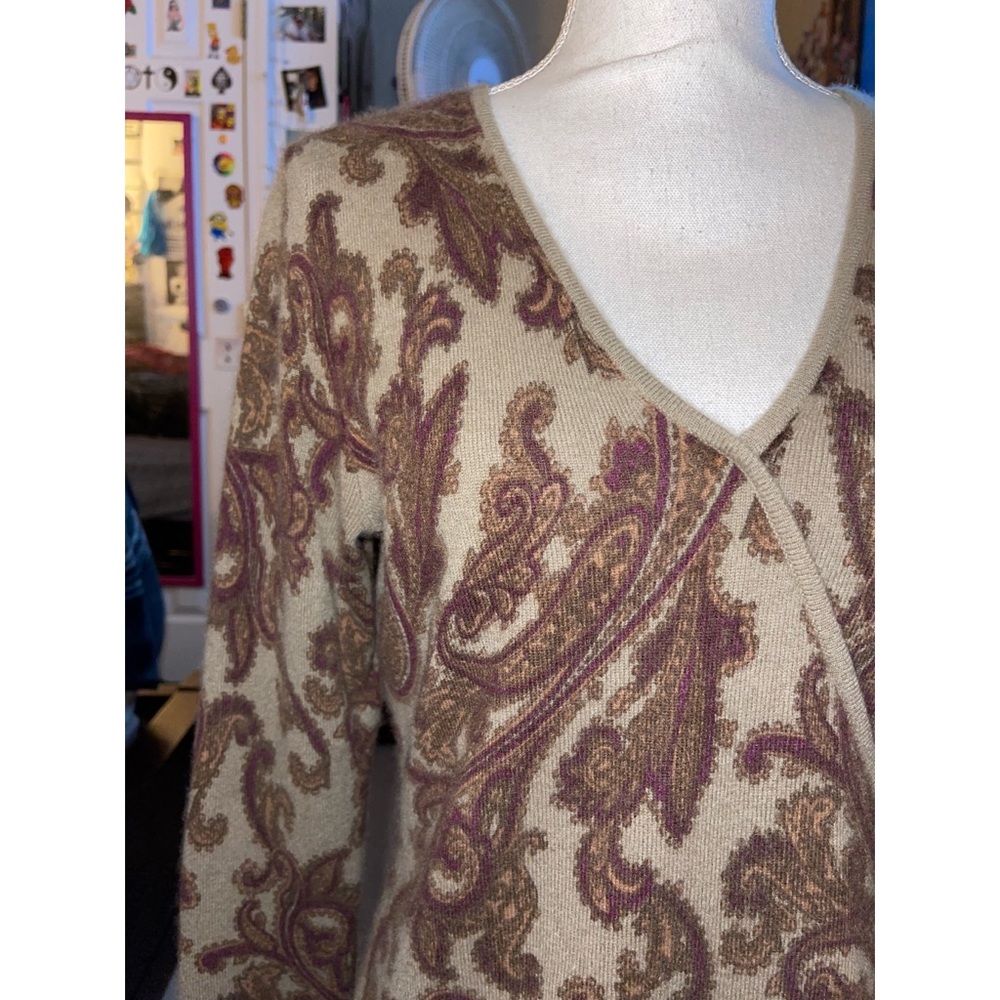 Women’s Daniel Bishop 100% Cashmere Sweater 🤎
